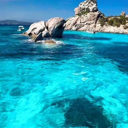 Maison De Vacances Au Bord De L'eau Avec Jacuzzi A Saint Cyprien - Corse/sud Prázdninový dům *